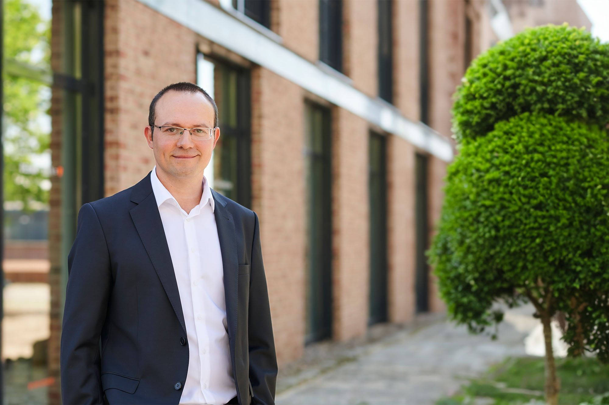 Ali Tezcan — Maklerbüro Tezcan Bremen